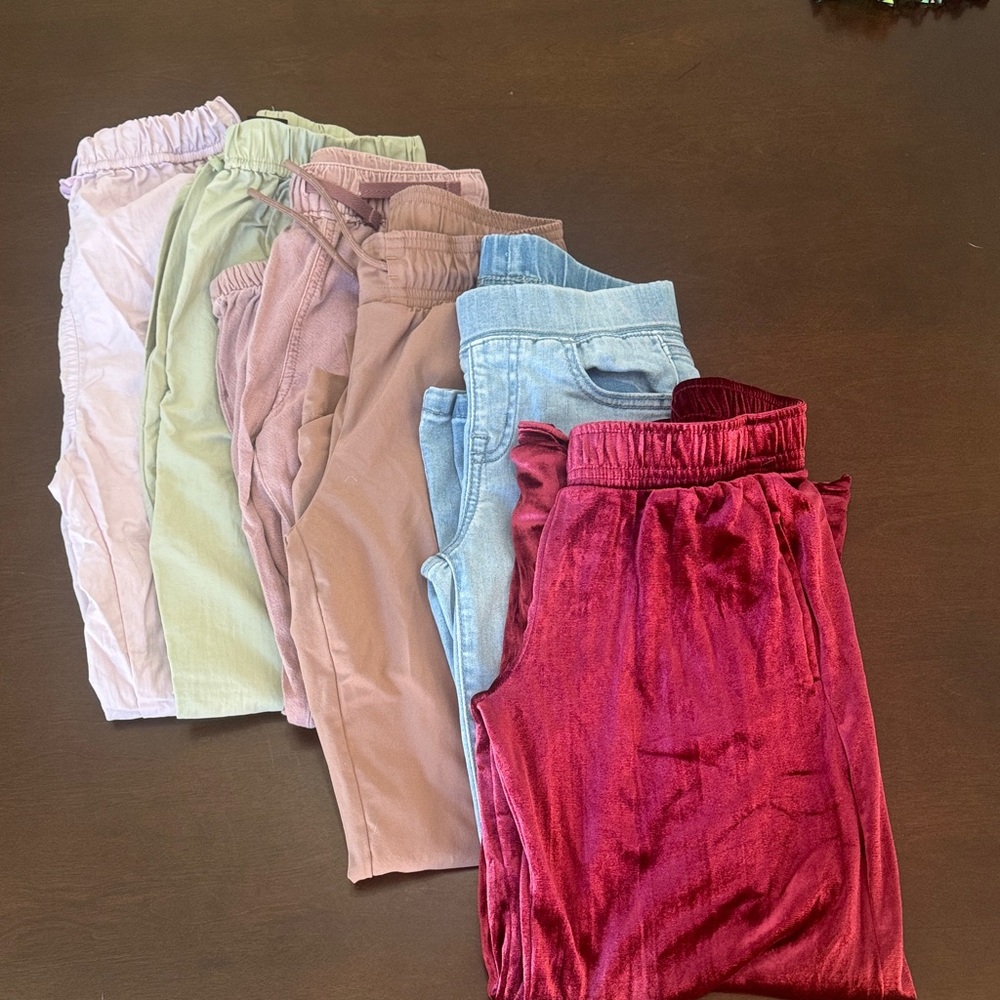 Cat & Jack, All In Motion & Art Class Jeans & Joggers